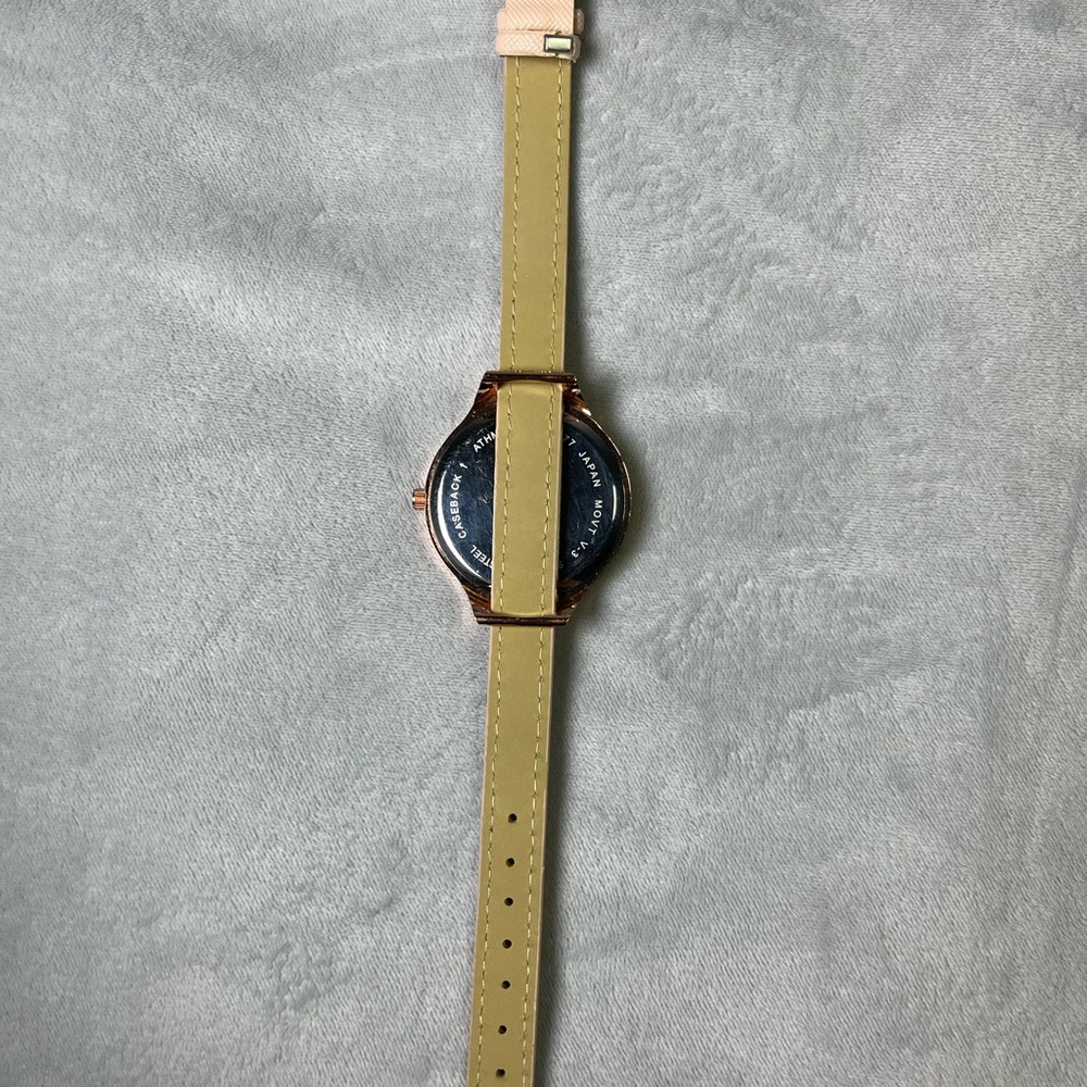 Pink Watch - Picture 5 of 7